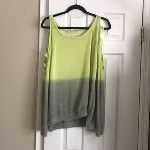 Light weight sweater